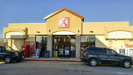 Gas Station «Circle K», reviews and photos, 201 Brook Forest Ave, Shorewood, IL 60404, USA