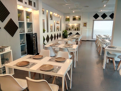 Restaurante Eleven Bistro - Av. de la Constitución, 46183, Valencia, Spain