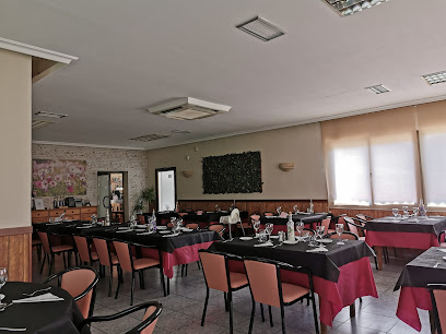 Restaurante La Marmita Del Druida - C. Perca, s/n, 50700 Caspe, Zaragoza, Spain