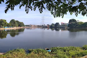 Danau Pamulang image