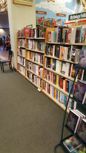 Book Store «Barnes & Noble», reviews and photos, 12193 Fair Lakes Promenade Dr, Fairfax, VA 22033, USA