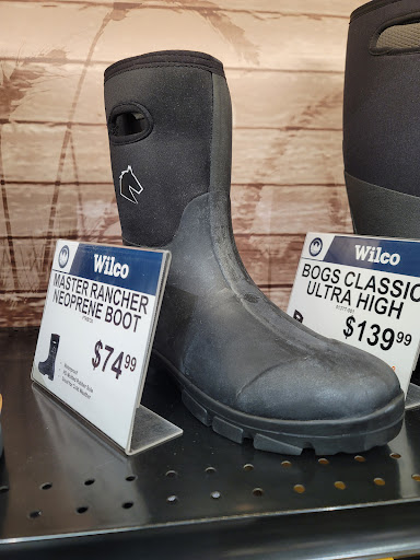 Animal Feed Store «Wilco Farm Store», reviews and photos, 3285 Commercial St SE, Salem, OR 97302, USA