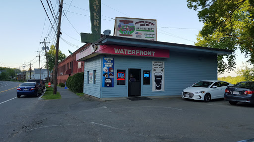 Night Club «The Waterfront Tavern 