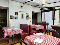 Atmosphère du Restaurant français Restaurant le Saint-Hubert de Briare - n°1