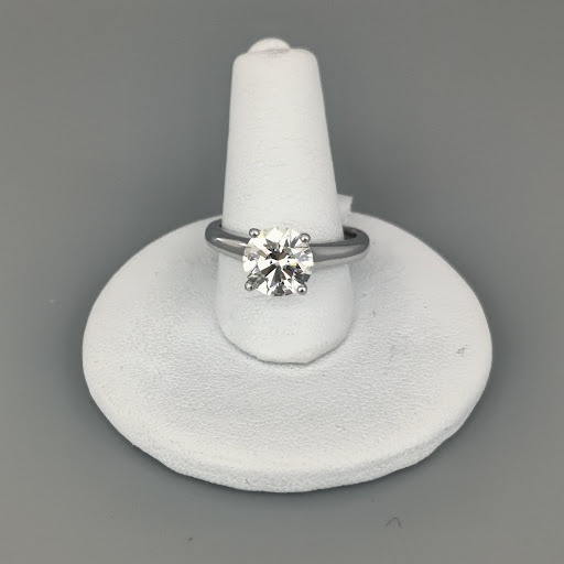 Coin Dealer «Pleasant Hill Coin & Jewelry», reviews and photos, 3264 Buskirk Ave, Pleasant Hill, CA 94523, USA