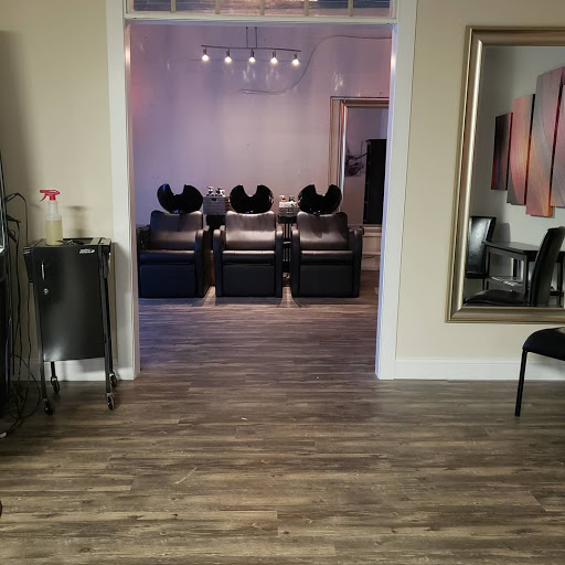 Hair Salon «Chez Michelle Salon», reviews and photos, 119 Arrow Rd, Hilton Head Island, SC 29928, USA