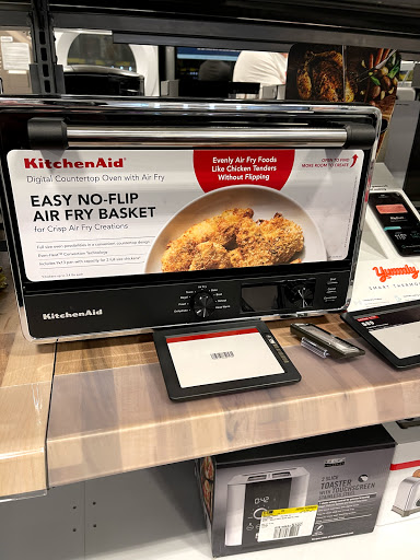 Electronics Store «Best Buy», reviews and photos, 3377 Berlin Turnpike, Newington, CT 06111, USA