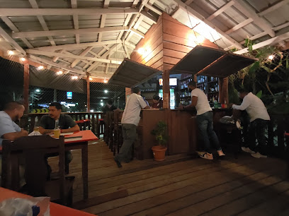 The cozy restaurant and bar - San Ignacio, Belize
