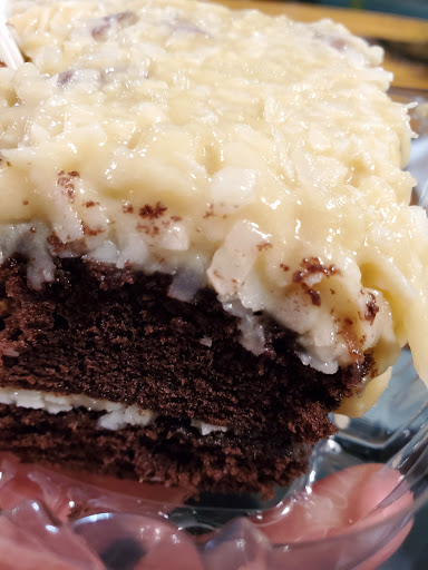 Bakery «Oui Desserts», reviews and photos, 3411 Kirby Dr, Houston, TX 77098, USA