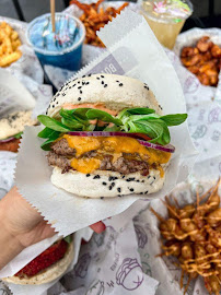 Photos du propriétaire du Restaurant de hamburgers Gomu Champs Elysées à Paris - n°11