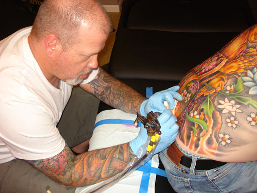 Tattoo Shop «Oasis Tattoo Company», reviews and photos, 445 Woodman Dr, Dayton, OH 45431, USA
