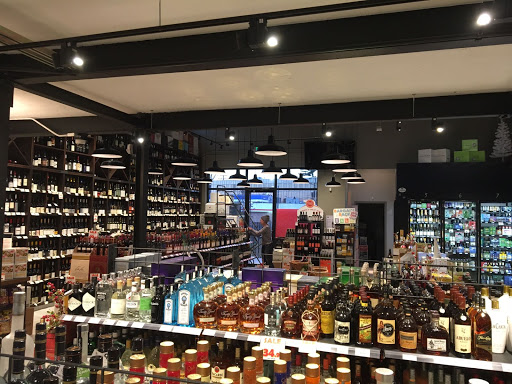 Wine Store «Vineyards Elite, Wine Boutique», reviews and photos, 1429 Reisterstown Rd, Pikesville, MD 21208, USA