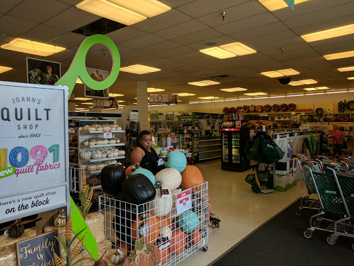 Fabric Store «Jo-Ann Fabrics and Crafts», reviews and photos, 2275 E Florida Ave, Hemet, CA 92544, USA