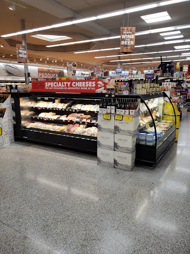 Grocery Store «Schnucks», reviews and photos, 2665 N Illinois St, Swansea, IL 62226, USA