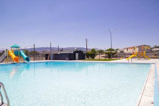 Acrobatic diving pool Reno