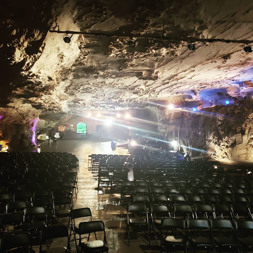 Cave «Bluegrass Underground», reviews and photos, 1437 Cumberland Caverns Rd, McMinnville, TN 37110, USA