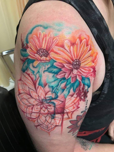 Explore simple flash tattoo ideas, creative tattoo ideas in Grand Ledge, available at Van Gogh Tattoos