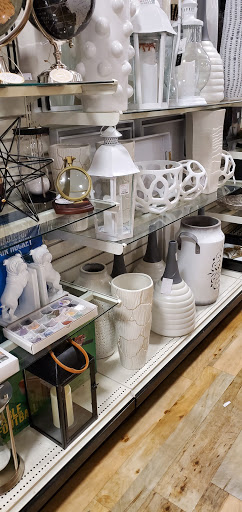 Department Store «Marshalls & HomeGoods», reviews and photos, 5915 20th St, Vero Beach, FL 32966, USA