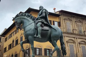 Equestrian statue of Cosimo I image