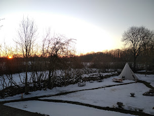 Photo n°17 de Le tipi du petit chemin à Hauteroche ()