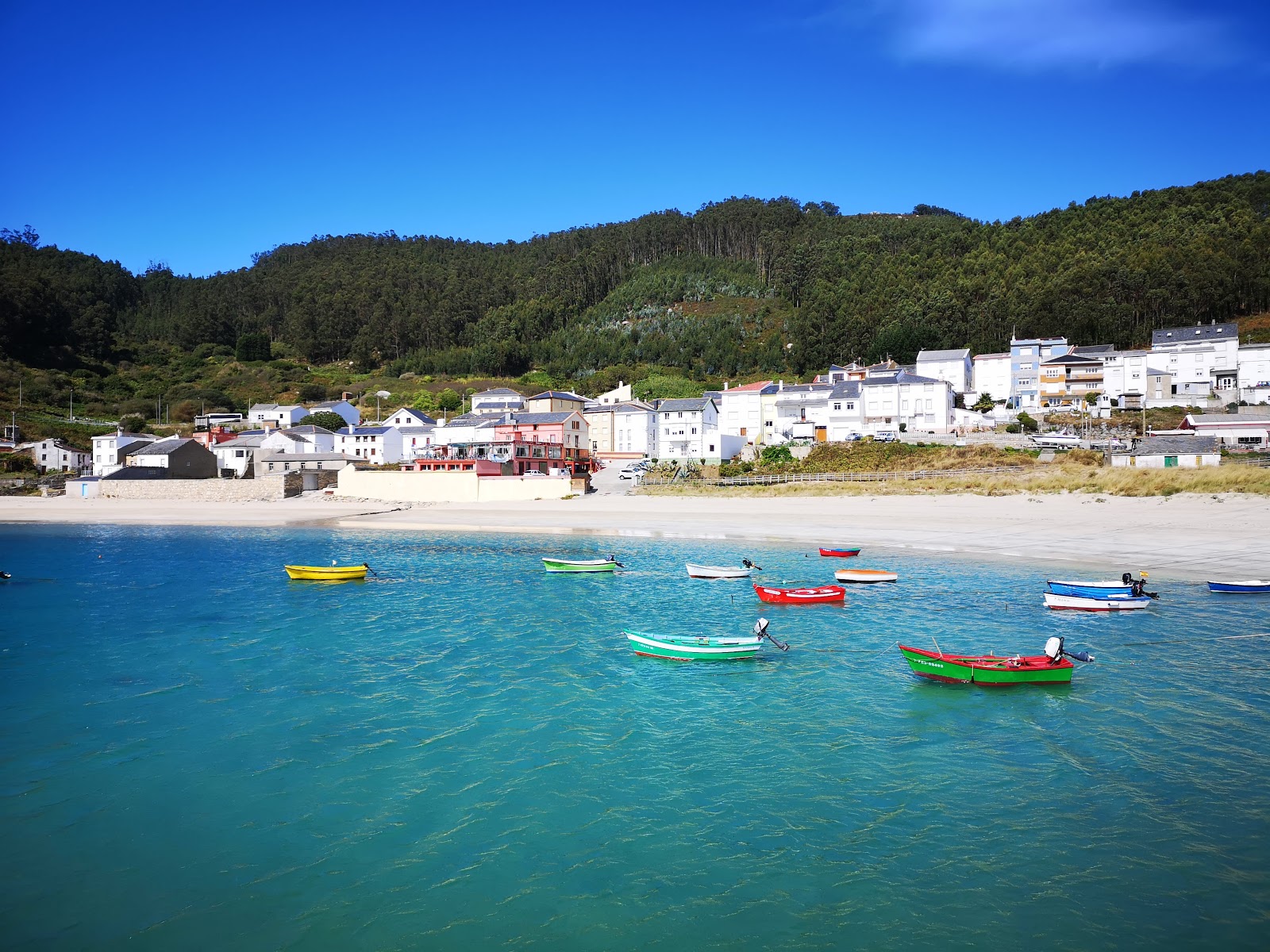 Foto di Praia de Bares area servizi
