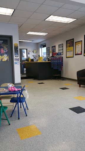 Auto Repair Shop «Meineke Car Care Center», reviews and photos, 3501 13th Ave S, Fargo, ND 58103, USA