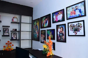 pics artwall hassan image