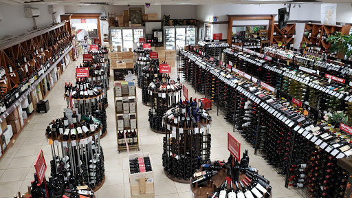 Wine Store «Liquor Town & Fine Wines», reviews and photos, 135-21 Cross Bay Blvd, Ozone Park, NY 11417, USA