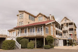 Burrus House Inn Waterfront Suites image