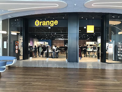 Boutique Orange - St Laurent du Var à Saint-Laurent-du-Var
