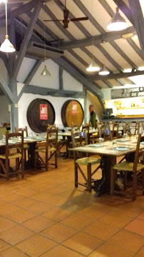 Atmosphère du Restaurant basque La Txunga à Bayonne - n°11