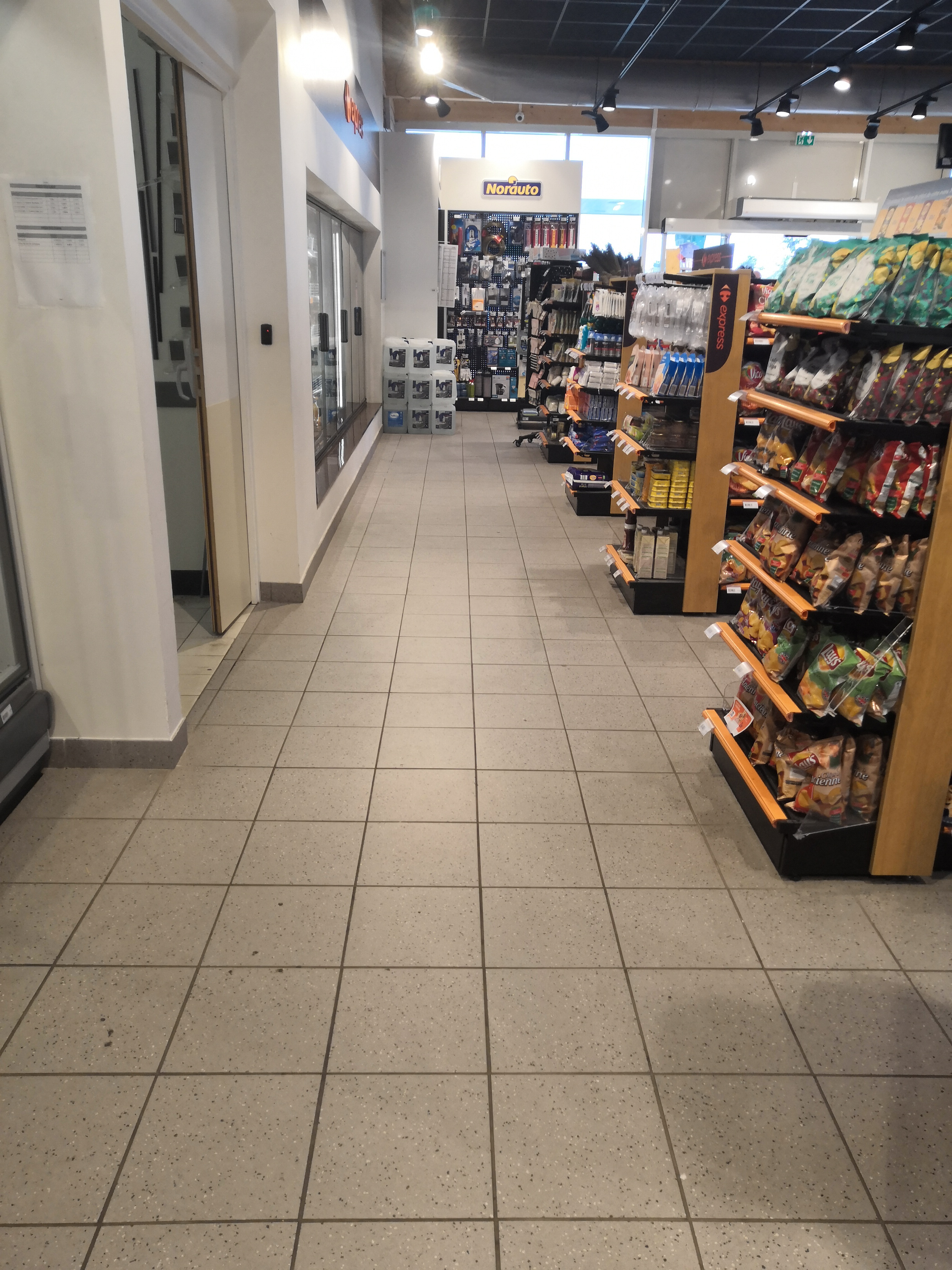 Photo n° 5 de l'avis de *comandos*.6 fait le 17/08/2018 à 13:14