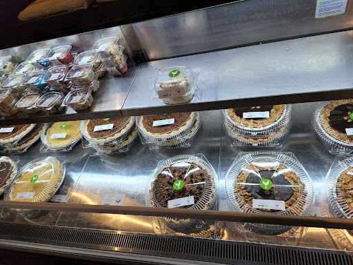 Grocery Store «Farmview Market», reviews and photos, 2610 Eatonton Rd, Madison, GA 30650, USA