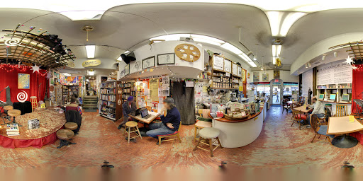 Used Book Store «Every Thing Goes Book Cafe and Neighborhood Stage», reviews and photos, 208 Bay St, Staten Island, NY 10301, USA