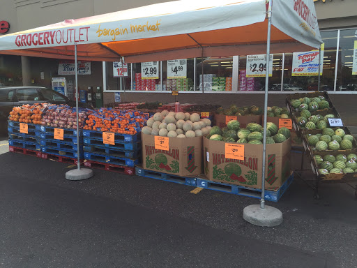 Grocery Store «Grocery Outlet Bargain Market», reviews and photos, 52115 SW Chinook Plaza, Scappoose, OR 97056, USA