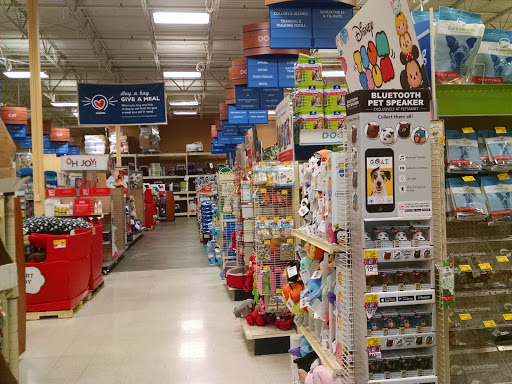 Pet Supply Store «PetSmart», reviews and photos, 2929 James Sanders Blvd f, Paducah, KY 42001, USA