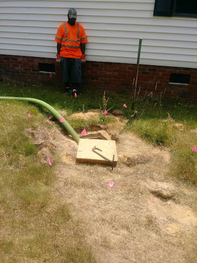 Robert James Septic Tank Pump in Manning, South Carolina