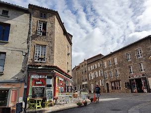 Photo n°5 de Restaurant “Les Délices de Lyla” à La Chaise-Dieu ()