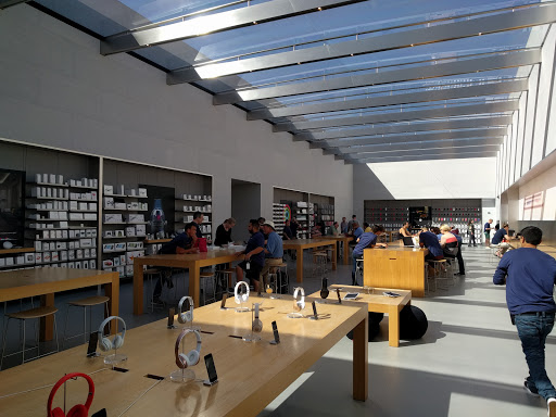 Computer Store «Apple Stanford», reviews and photos, 379 Stanford Shopping Center, Palo Alto, CA 94304, USA