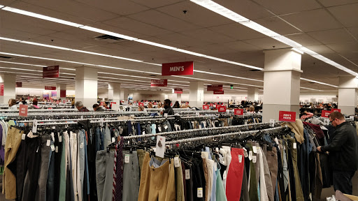Department Store «Last Chance Clearance Store», reviews and photos, 1919 E Camelback Rd, Phoenix, AZ 85016, USA