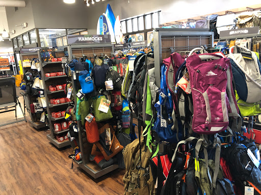 Outdoor Sports Store «Sierra Trading Post», reviews and photos, 95 Danada Square East, Wheaton, IL 60189, USA