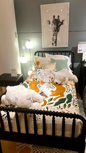 Furniture Store «Crate and Barrel», reviews and photos, 11800 W Broad St, Richmond, VA 23233, USA