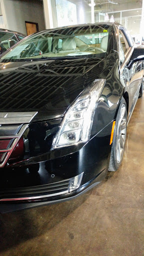 Used Car Dealer «Paramount Motors NW», reviews and photos, 2908 6th Ave S, Seattle, WA 98134, USA