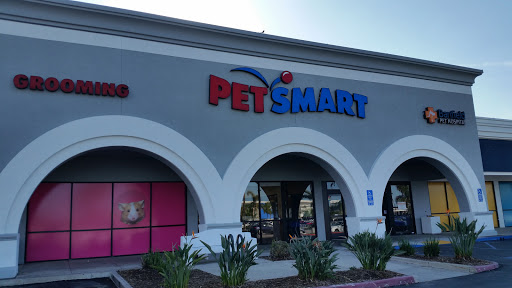 Pet Supply Store «PetSmart», reviews and photos, 2141 N Rose Ave, Oxnard, CA 93036, USA