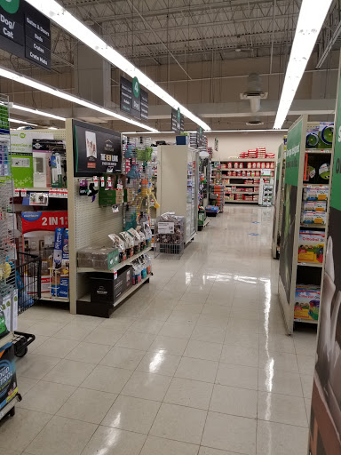 Pet Supply Store «Pet Supplies Plus», reviews and photos, 7315 Mentor Ave, Mentor, OH 44060, USA