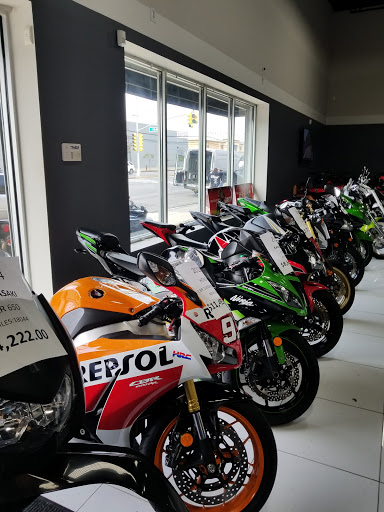 Motorcycle Dealer «Crossbay Motorsports of Howard Beach», reviews and photos, 164-01 Cross Bay Blvd, Howard Beach, NY 11414, USA