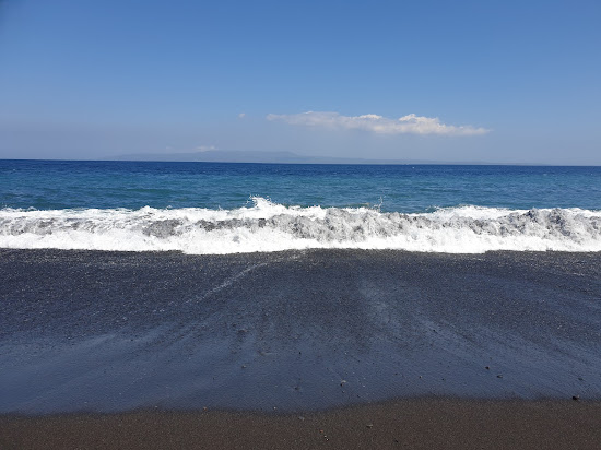 Goa Lawah Beach