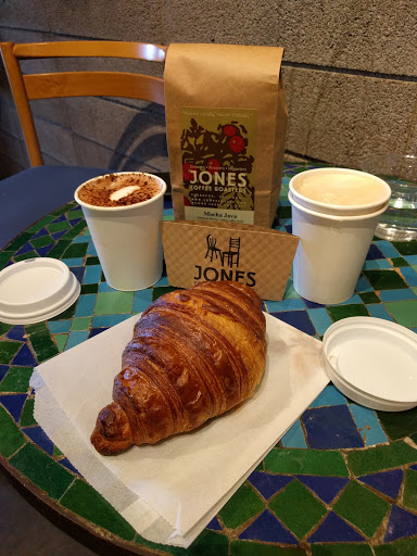 Coffee Shop «Jones Coffee Roasters», reviews and photos, 693 S Raymond Ave, Pasadena, CA 91105, USA