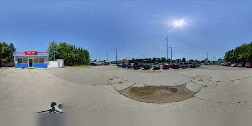 Used Car Dealer «Capital Auto Clinic», reviews and photos, 2412 Packers Ave, Madison, WI 53704, USA