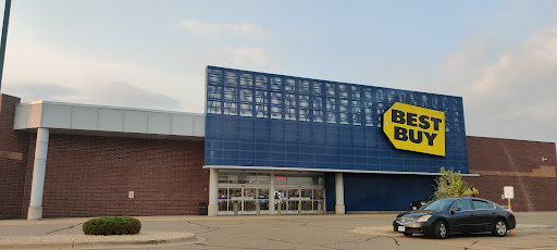 Electronics Store «Best Buy», reviews and photos, 1643 County Road B2 W, St Paul, MN 55113, USA